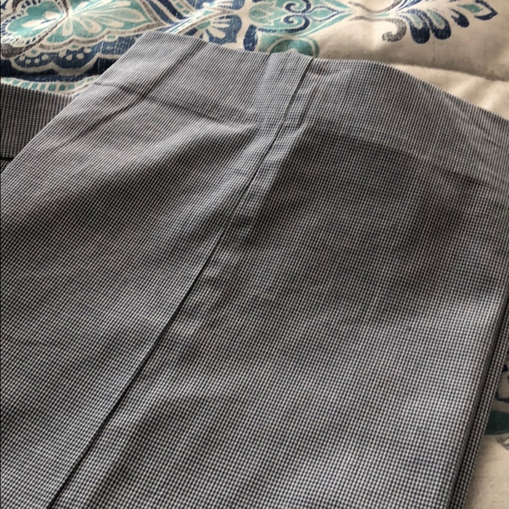 Express pants - Picture 3 of 3